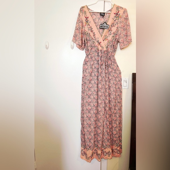 V Neck Wrap Dress - Picture 3 of 3